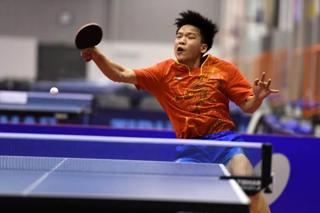 新知小学游泳队在省青少年游泳锦标赛中斩获7金3银